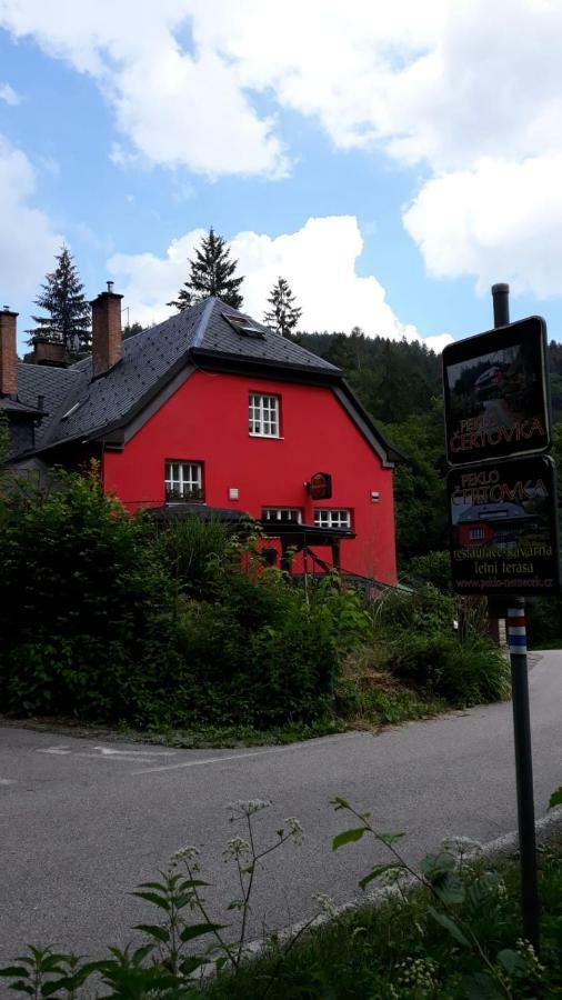 Certovka Peklo Hotel นาคอด ภายนอก รูปภาพ